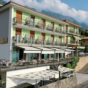 Hotel Edera Malcesine