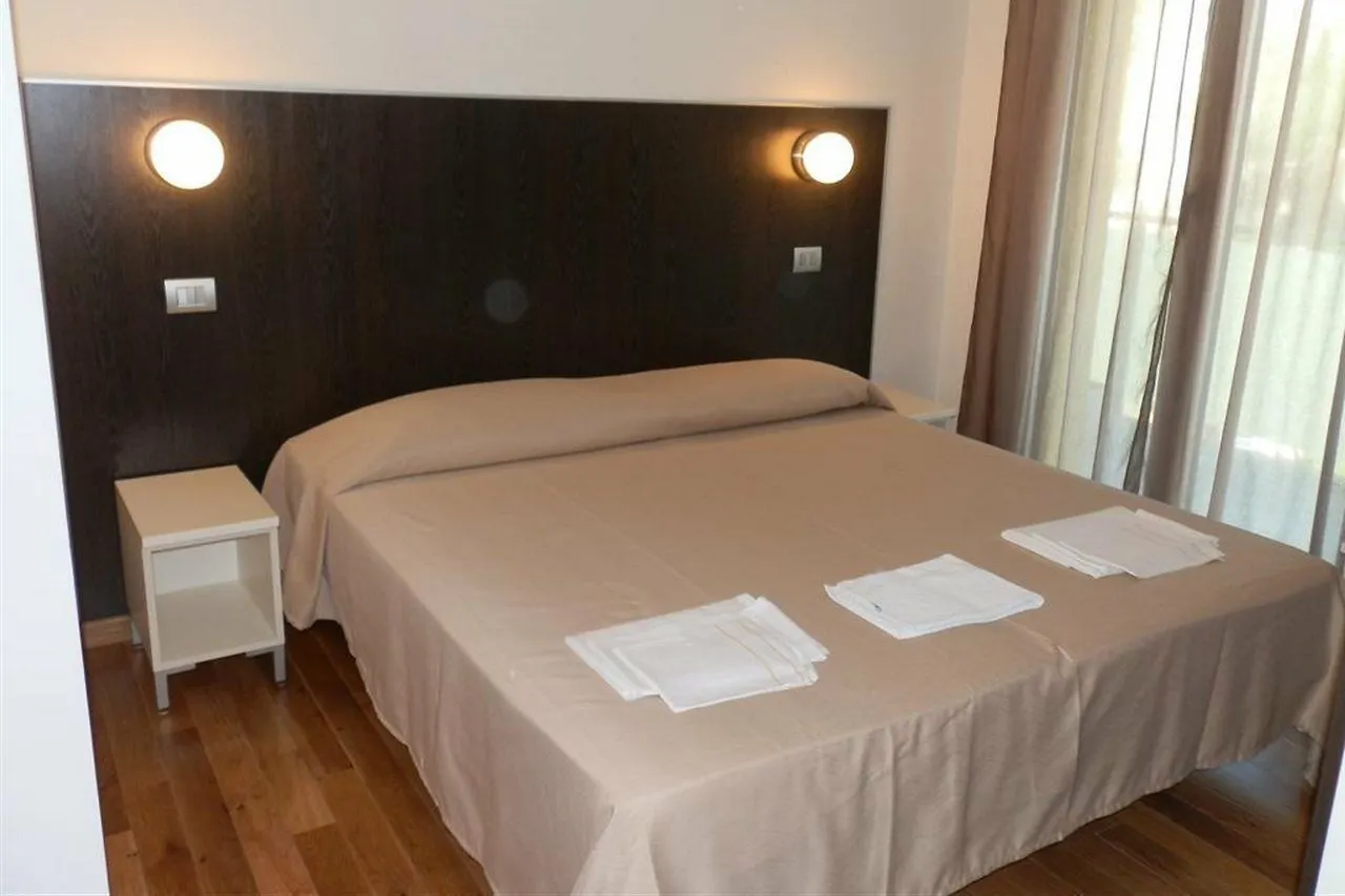 Daglingegneri Hotel Pisa 2*,