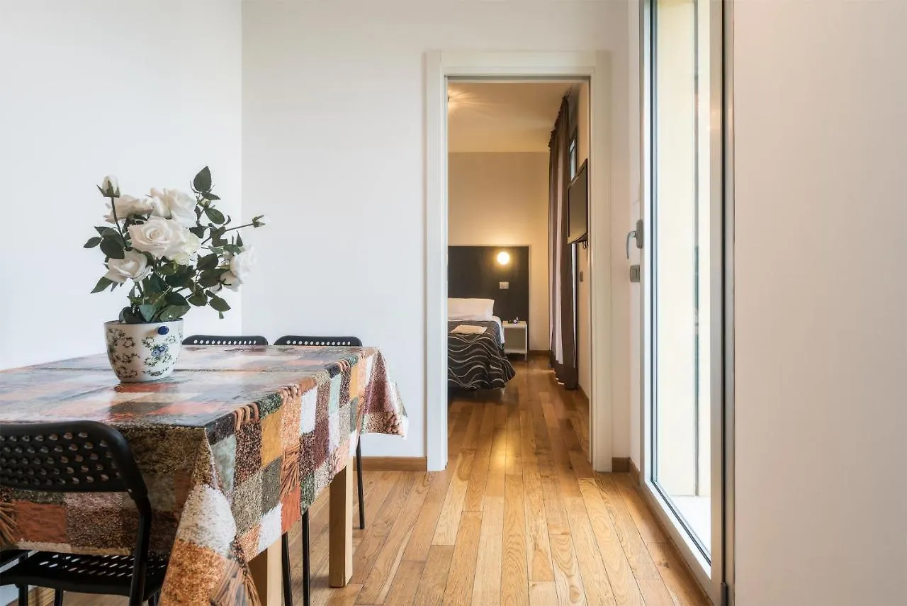 Daglingegneri Hotel Pisa 2*,